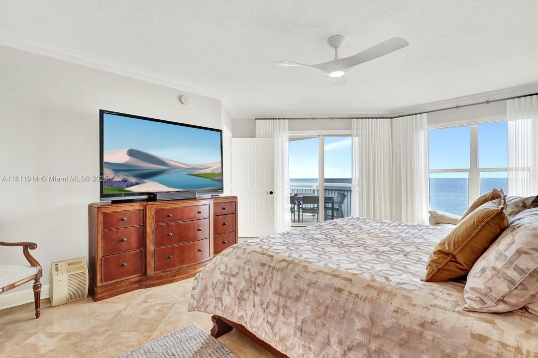 Recently Sold: $1,260,000 (4 beds, 3 baths, 2759 Square Feet)