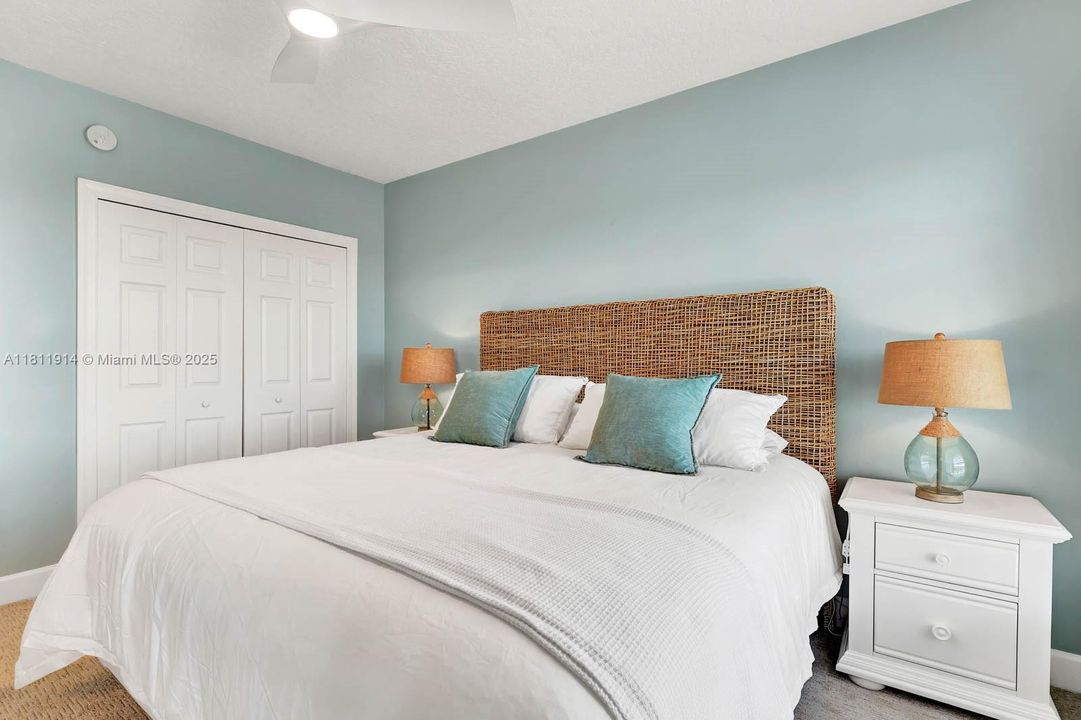 Recently Sold: $1,260,000 (4 beds, 3 baths, 2759 Square Feet)