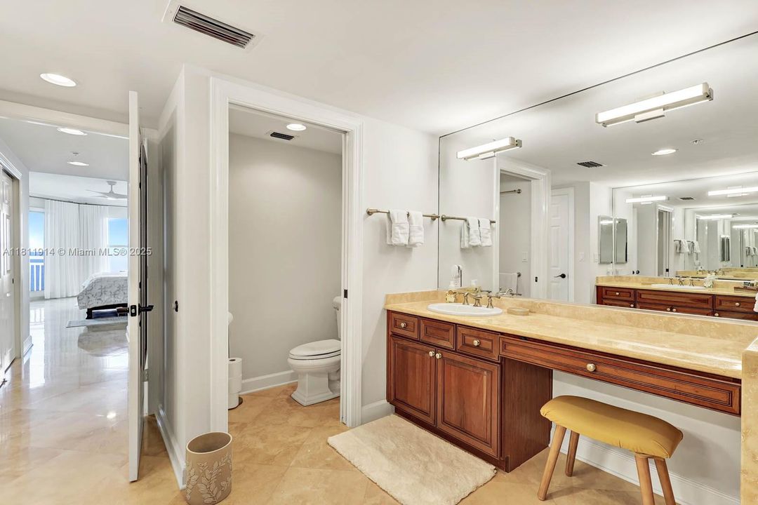 Recently Sold: $1,260,000 (4 beds, 3 baths, 2759 Square Feet)