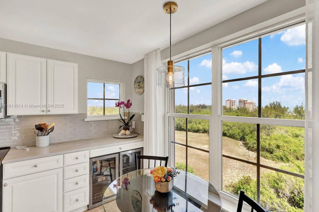 Recently Sold: $1,260,000 (4 beds, 3 baths, 2759 Square Feet)