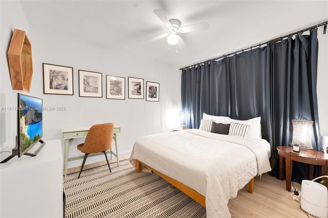 For Sale: $1,750,000 (3 beds, 2 baths, 1484 Square Feet)