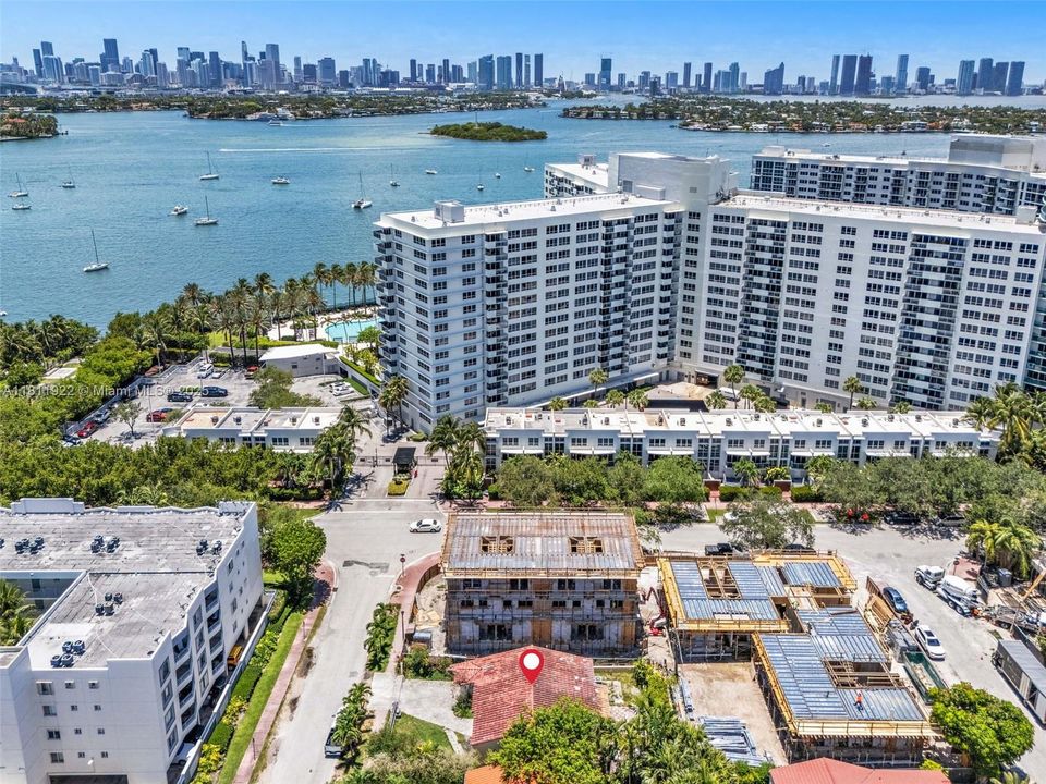 For Sale: $1,750,000 (3 beds, 2 baths, 1484 Square Feet)