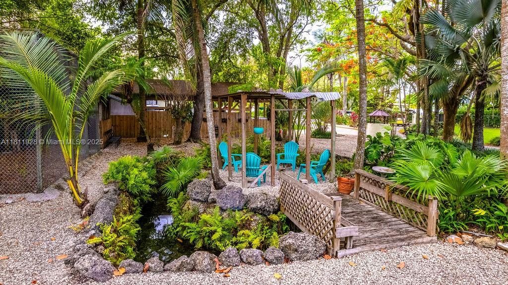 待售: $1,750,000 (3 贝兹, 3 浴室, 2438 平方英尺)