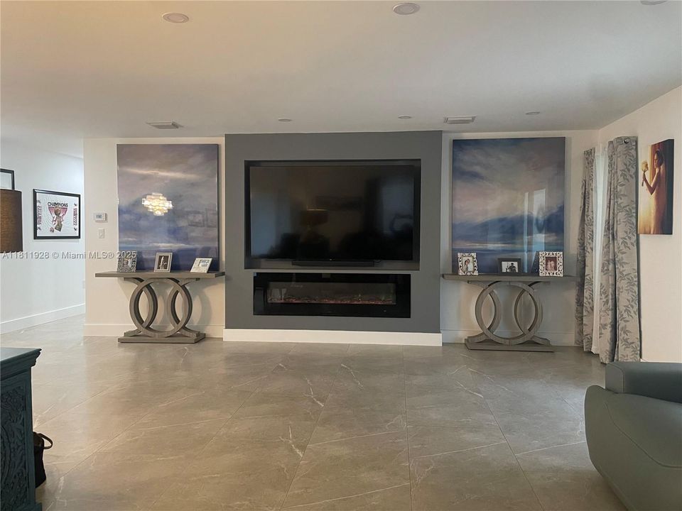 待售: $1,750,000 (3 贝兹, 3 浴室, 2438 平方英尺)