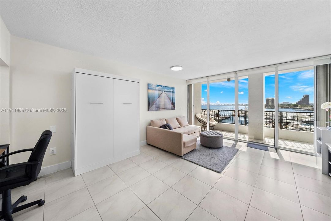 Recently Sold: $215,000 (0 beds, 1 baths, 400 Square Feet)