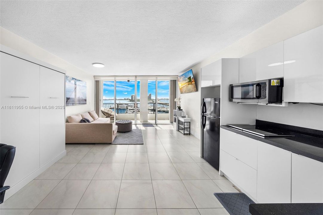 Recently Sold: $215,000 (0 beds, 1 baths, 400 Square Feet)