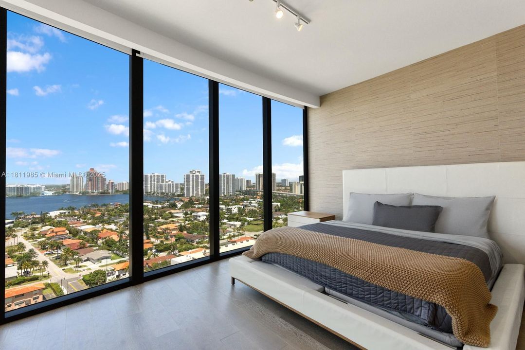 На продажу: $3,990,000 (4 спален, 4 ванн, 4154 Квадратных фут)