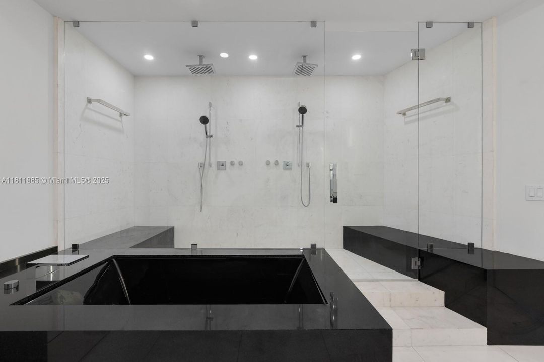 На продажу: $3,990,000 (4 спален, 4 ванн, 4154 Квадратных фут)