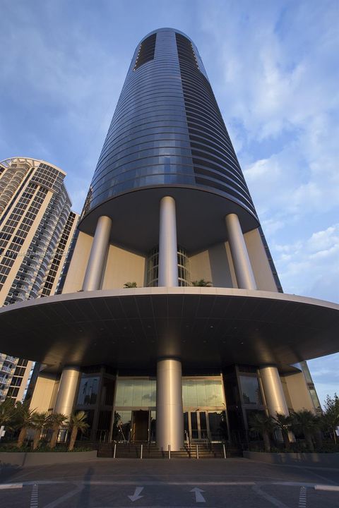 На продажу: $3,990,000 (4 спален, 4 ванн, 4154 Квадратных фут)