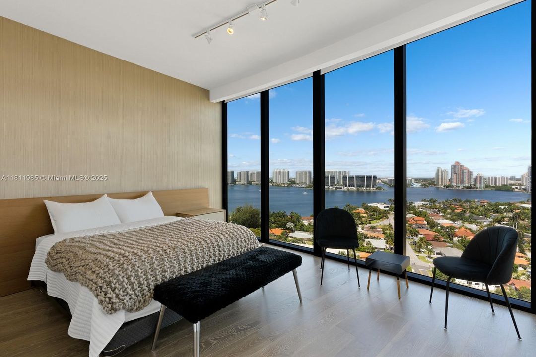 На продажу: $3,990,000 (4 спален, 4 ванн, 4154 Квадратных фут)