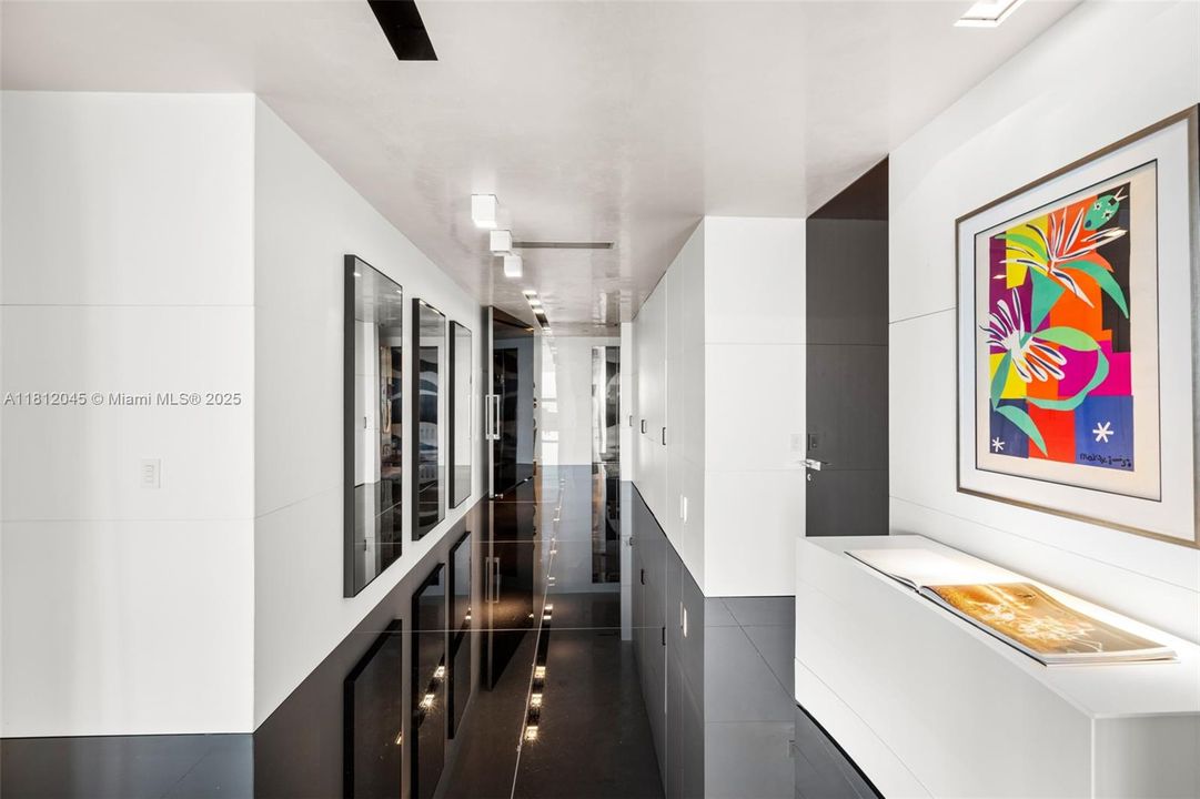 For Sale: $15,900,000 (3 beds, 4 baths, 3335 Square Feet)