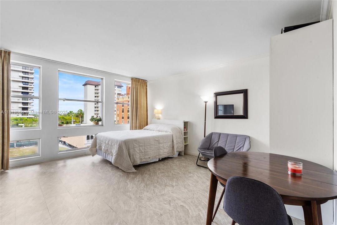 Vendido Recientemente: $210,000 (0 camas, 1 baños, 420 Pies cuadrados)