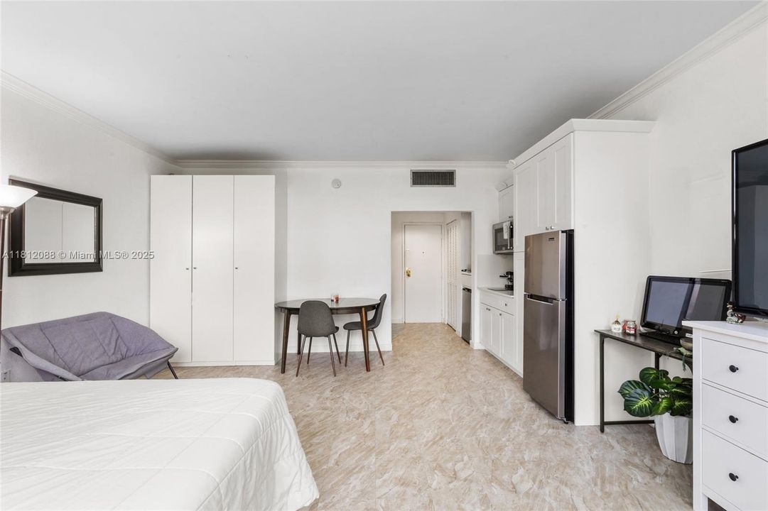 Vendido Recientemente: $210,000 (0 camas, 1 baños, 420 Pies cuadrados)