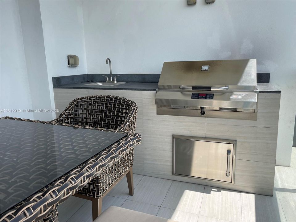 Recently Rented: $14,500 (4 beds, 4 baths, 3184 Square Feet)