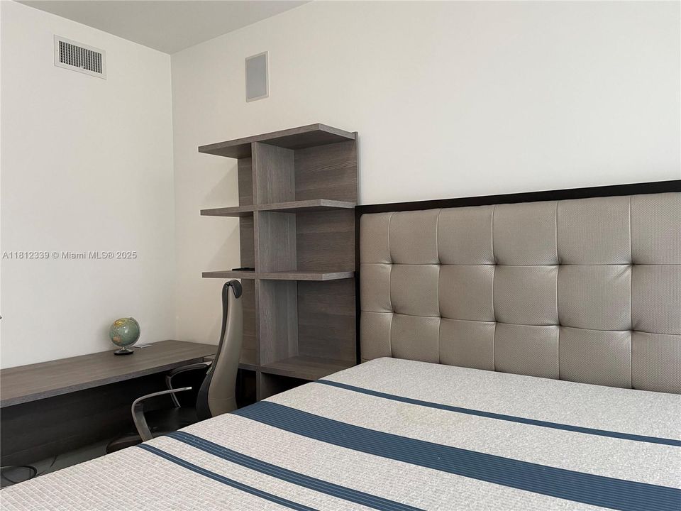 Recently Rented: $14,500 (4 beds, 4 baths, 3184 Square Feet)