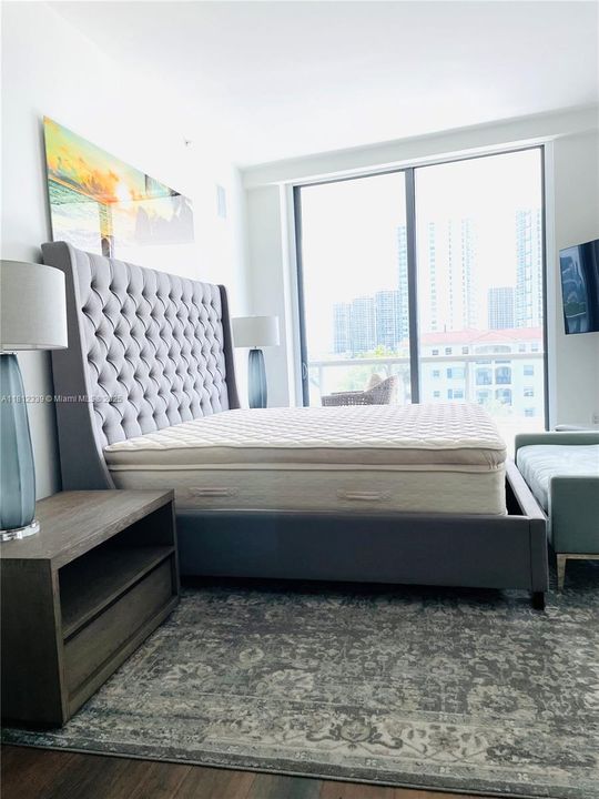 Recently Rented: $14,500 (4 beds, 4 baths, 3184 Square Feet)