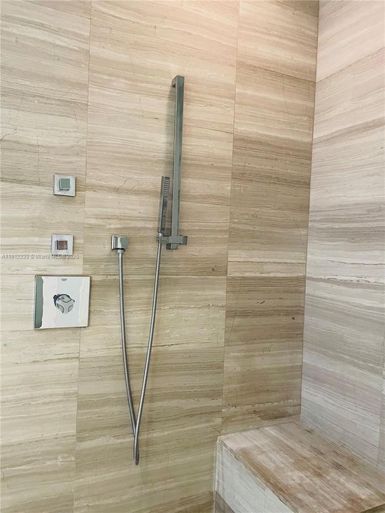 Recently Rented: $14,500 (4 beds, 4 baths, 3184 Square Feet)