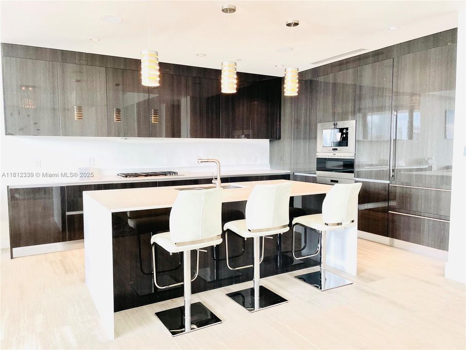 Recently Rented: $14,500 (4 beds, 4 baths, 3184 Square Feet)