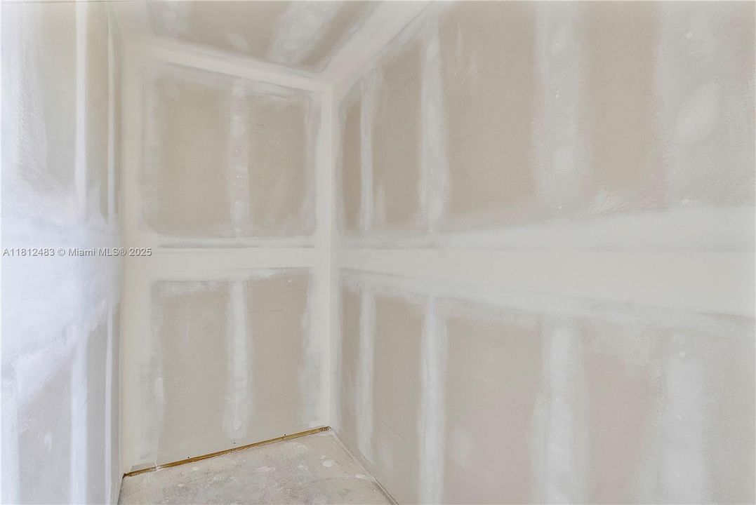 Недавно продано: $75,000 (2 спален, 2 ванн, 907 Квадратных фут)