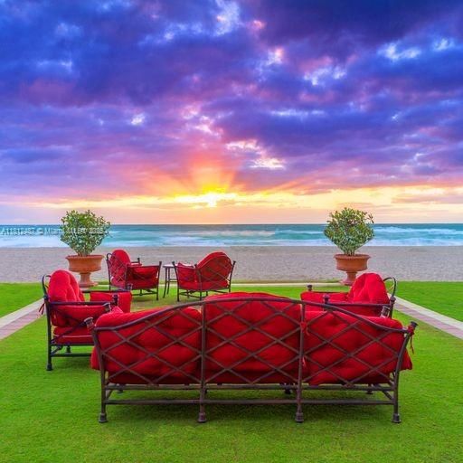 For Sale: $9,900,000 (5 beds, 7 baths, 4131 Square Feet)