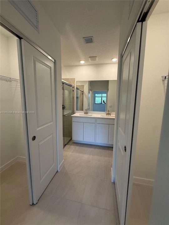 Recently Rented: $3,300 (4 beds, 2 baths, 0 Square Feet)