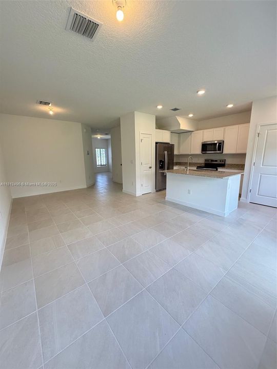 Recently Rented: $3,300 (4 beds, 2 baths, 0 Square Feet)