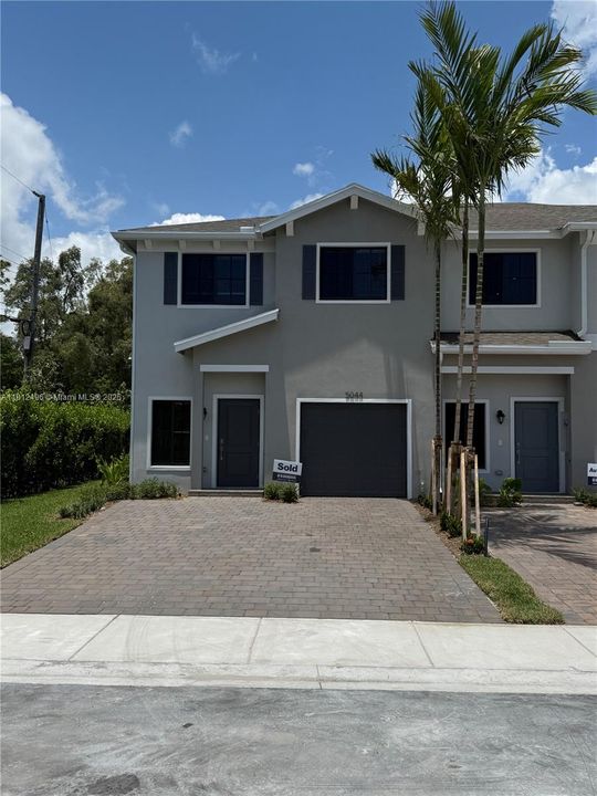 Recently Rented: $3,300 (4 beds, 2 baths, 0 Square Feet)