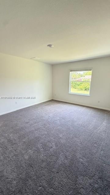 Recientemente alquilado: $2,450 (4 camas, 2 baños, 0 Pies cuadrados)