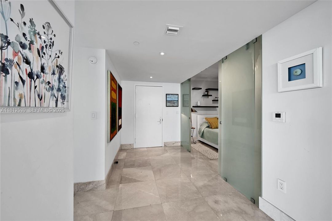 For Sale: $2,445,000 (3 beds, 3 baths, 2065 Square Feet)