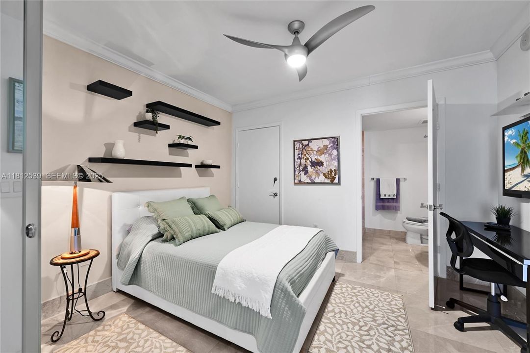 For Sale: $2,445,000 (3 beds, 3 baths, 2065 Square Feet)