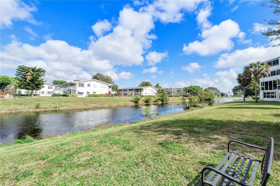 待售: $109,000 (2 贝兹, 1 浴室, 860 平方英尺)