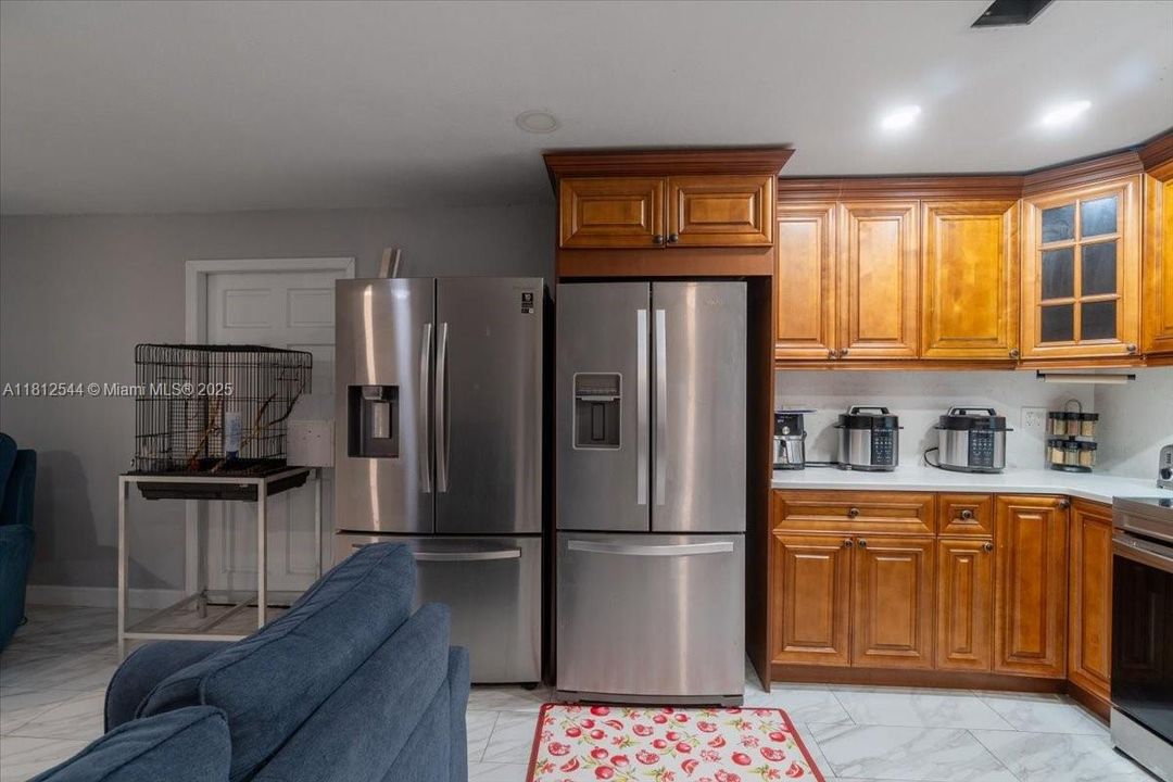 最近售出: $624,500 (5 贝兹, 4 浴室, 1492 平方英尺)