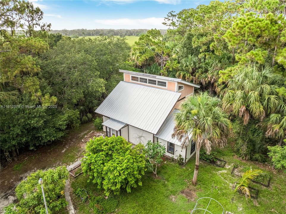 待售: $570,000 (3 贝兹, 2 浴室, 1683 平方英尺)