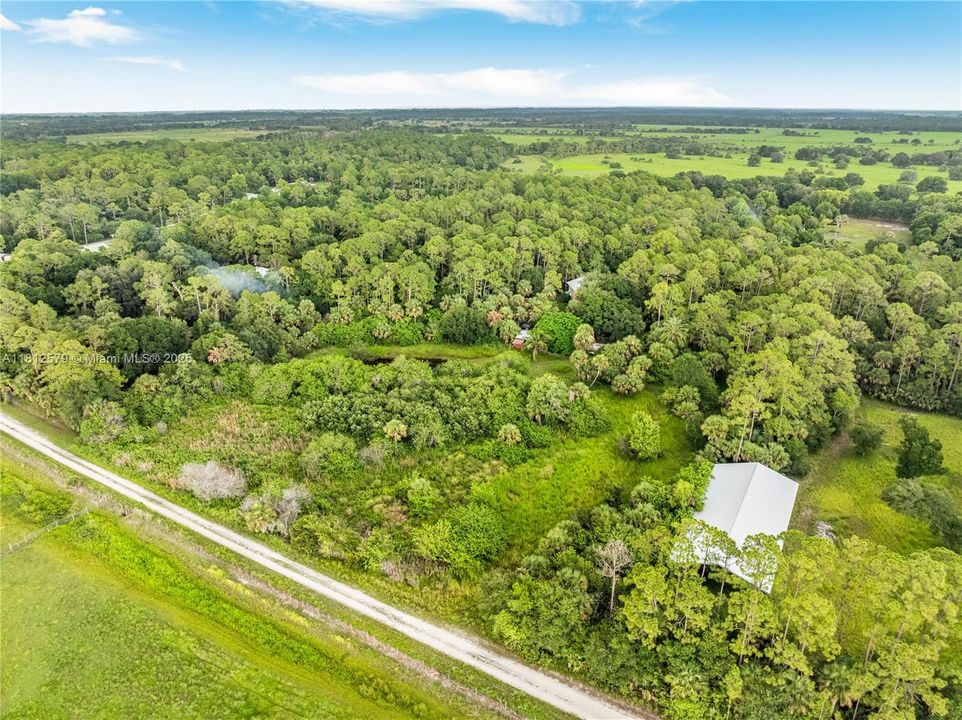 待售: $570,000 (3 贝兹, 2 浴室, 1683 平方英尺)