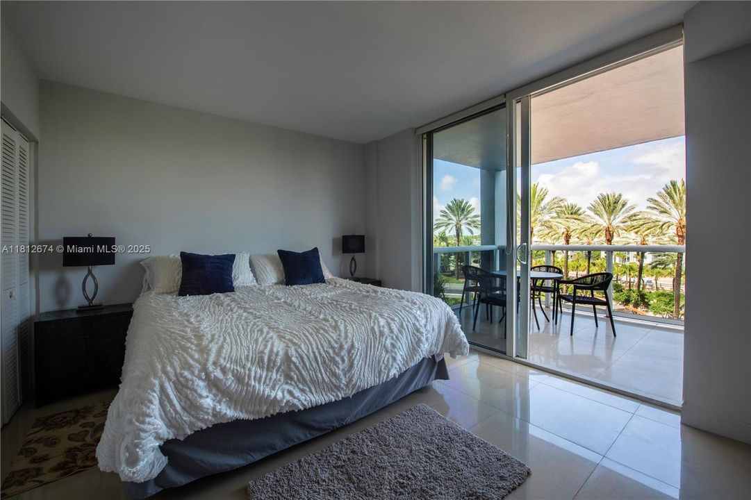 En Venta: $950,000 (2 camas, 2 baños, 1056 Pies cuadrados)