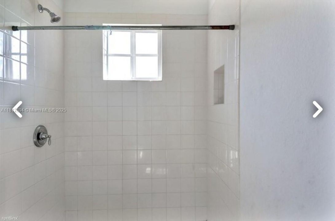 На продажу: $365,999 (3 спален, 2 ванн, 1596 Квадратных фут)