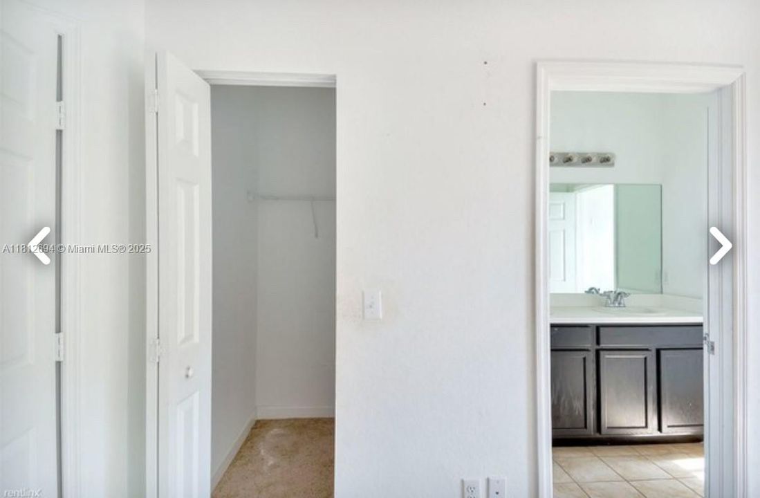 На продажу: $365,999 (3 спален, 2 ванн, 1596 Квадратных фут)