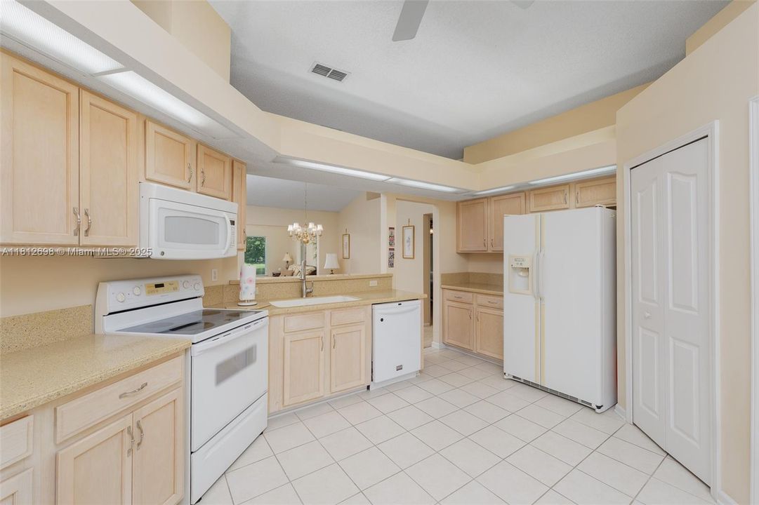 Pantry and updated appliances