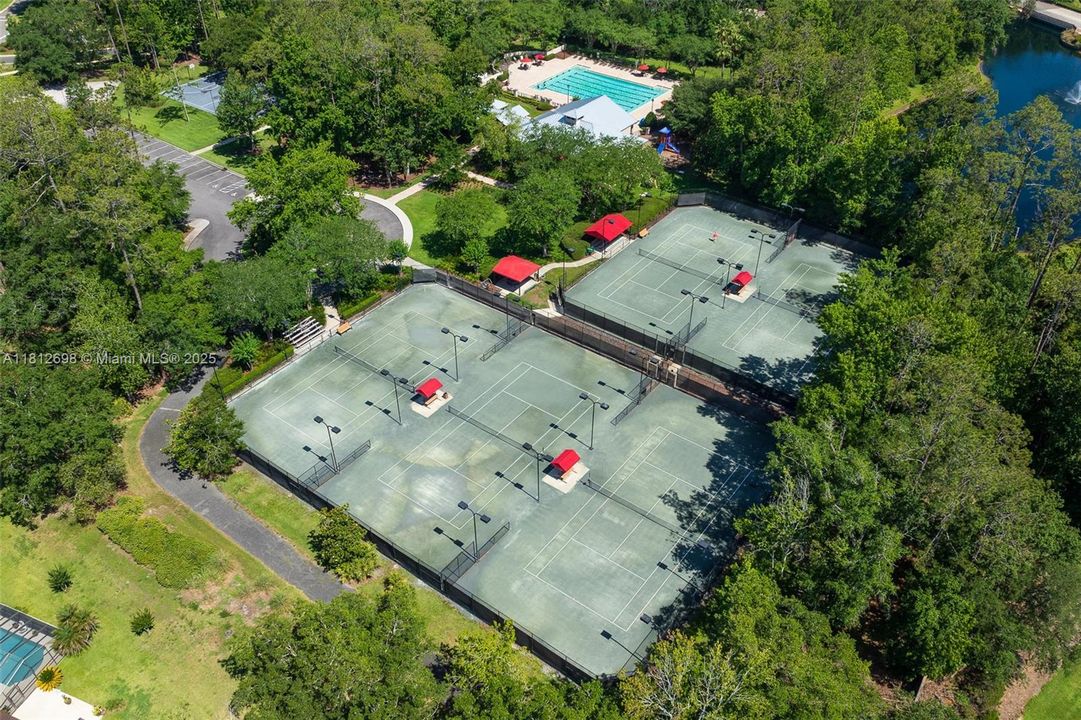 5 x Hard ball tennis courts