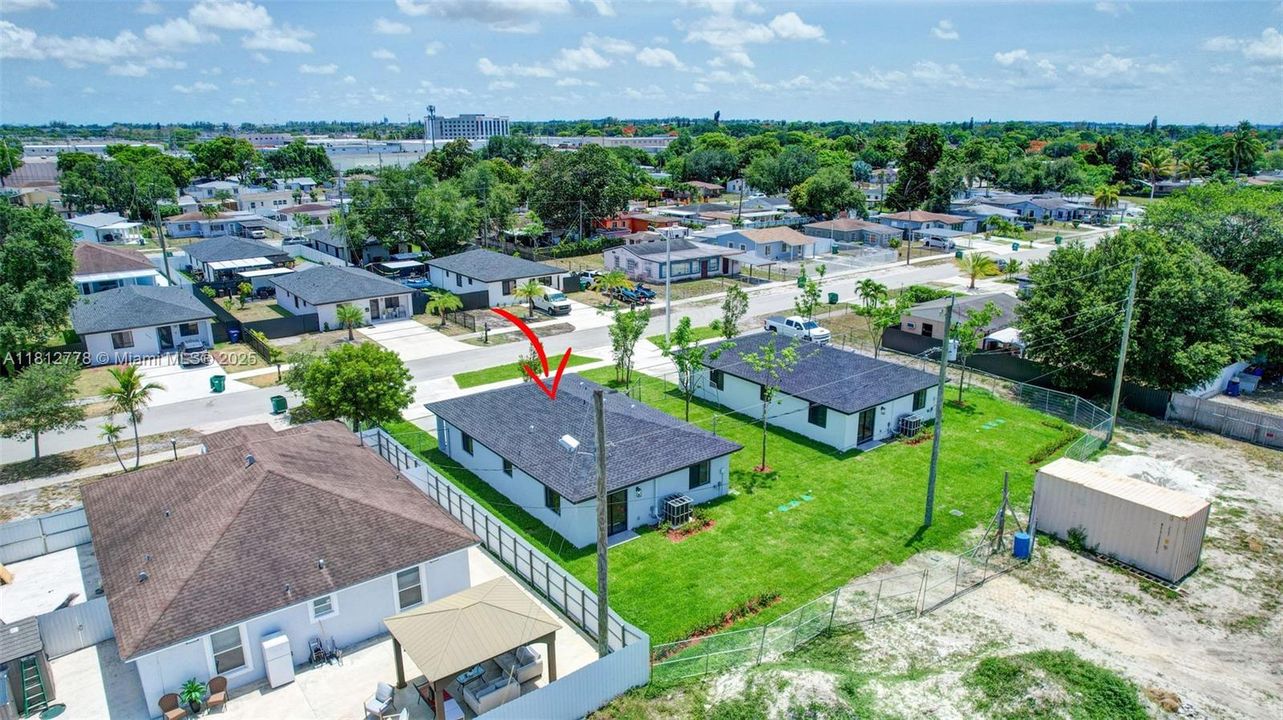 На продажу: $558,000 (3 спален, 2 ванн, 0 Квадратных фут)