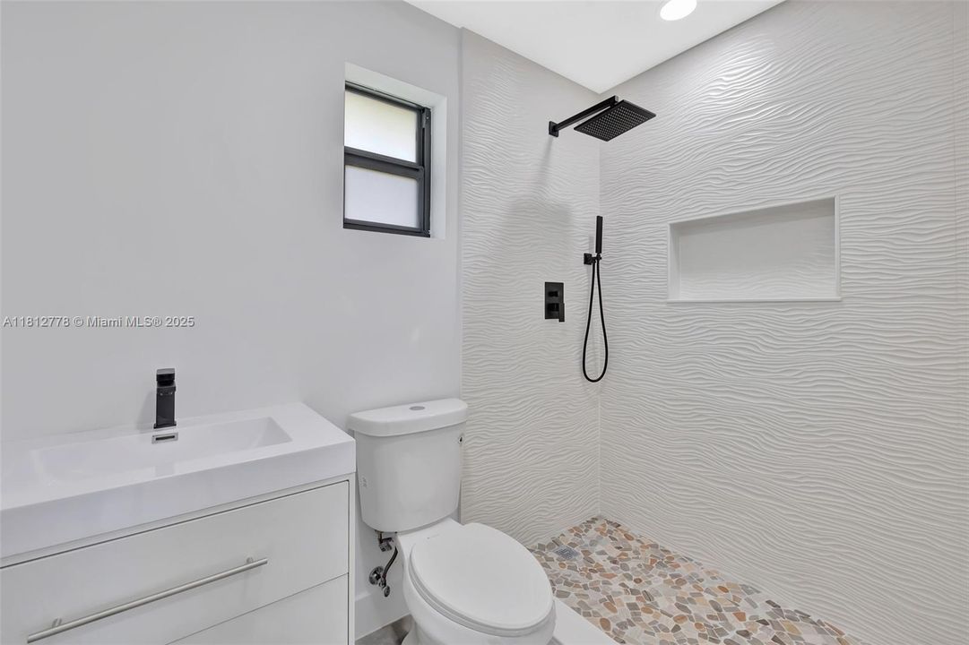 На продажу: $558,000 (3 спален, 2 ванн, 0 Квадратных фут)