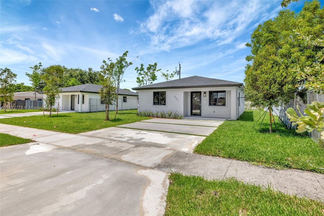 На продажу: $558,000 (3 спален, 2 ванн, 0 Квадратных фут)