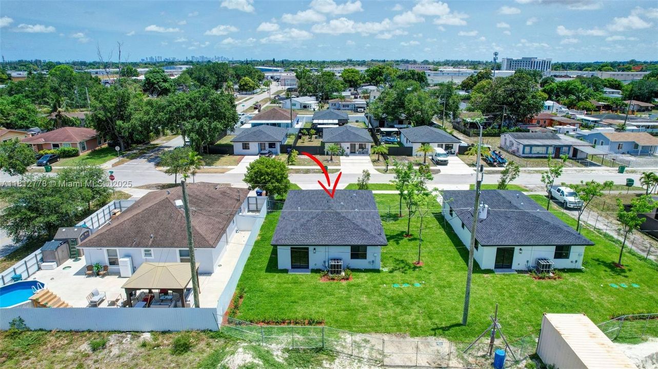 На продажу: $558,000 (3 спален, 2 ванн, 0 Квадратных фут)