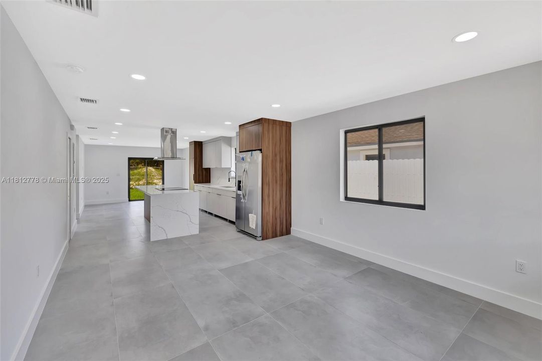 На продажу: $558,000 (3 спален, 2 ванн, 0 Квадратных фут)