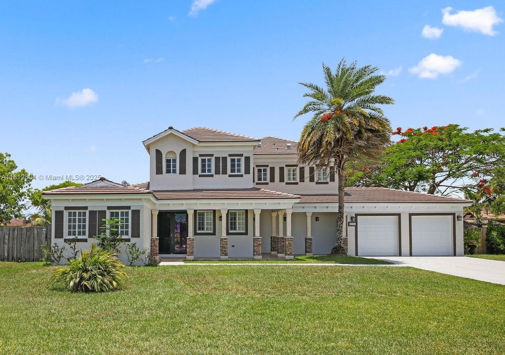 En Venta: $875,000 (4 camas, 3 baños, 3274 Pies cuadrados)