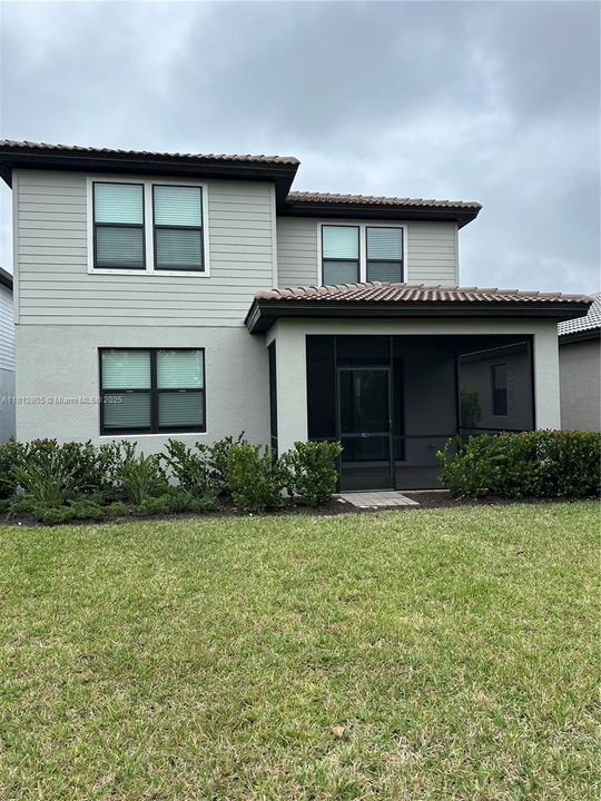 最近租的: $2,950 (3 贝兹, 2 浴室, 0 平方英尺)