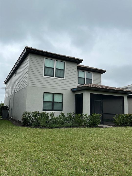 最近租的: $2,950 (3 贝兹, 2 浴室, 0 平方英尺)