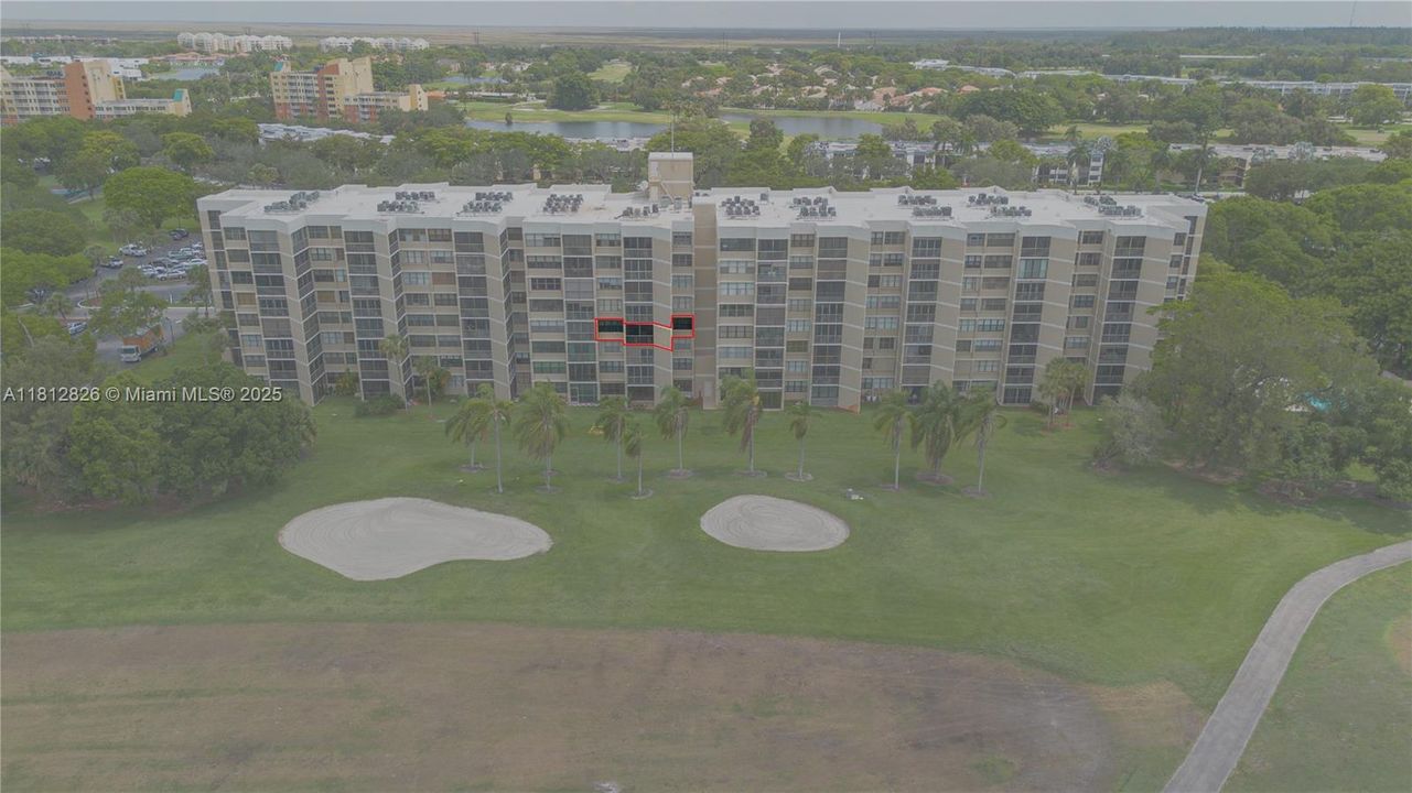 For Sale: $389,995 (2 beds, 2 baths, 1273 Square Feet)