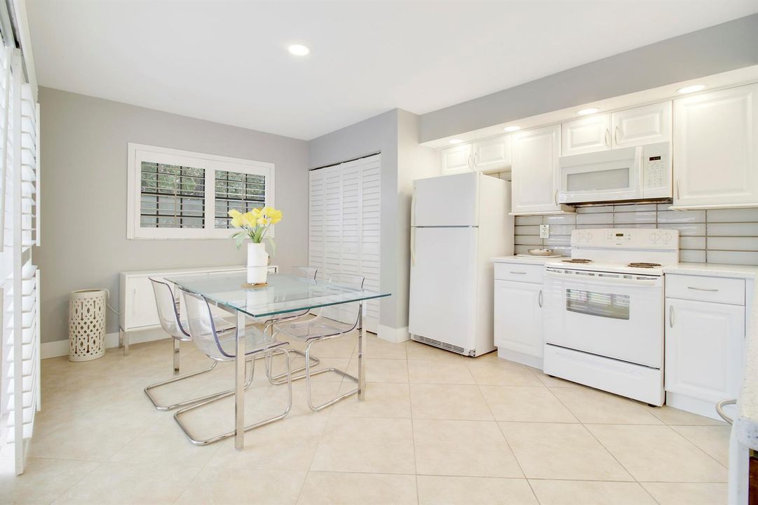 Dining/Kitchen
