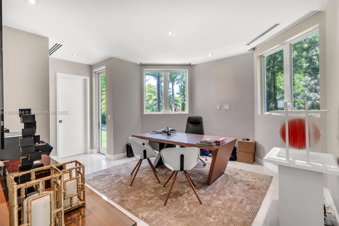 For Sale: $14,000,000 (6 beds, 6 baths, 6405 Square Feet)